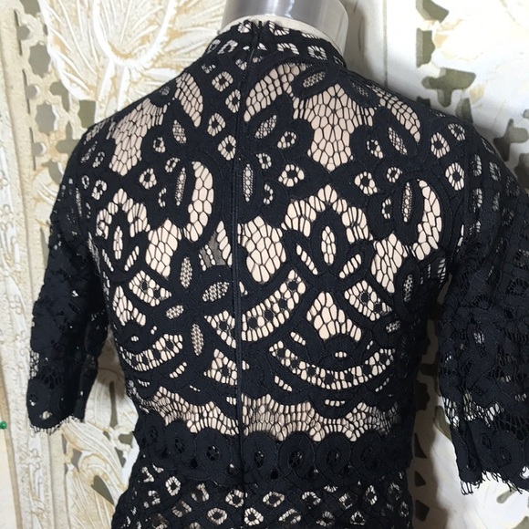 Ivy City Co Black Lace Midi Dress - Picture 4 of 7